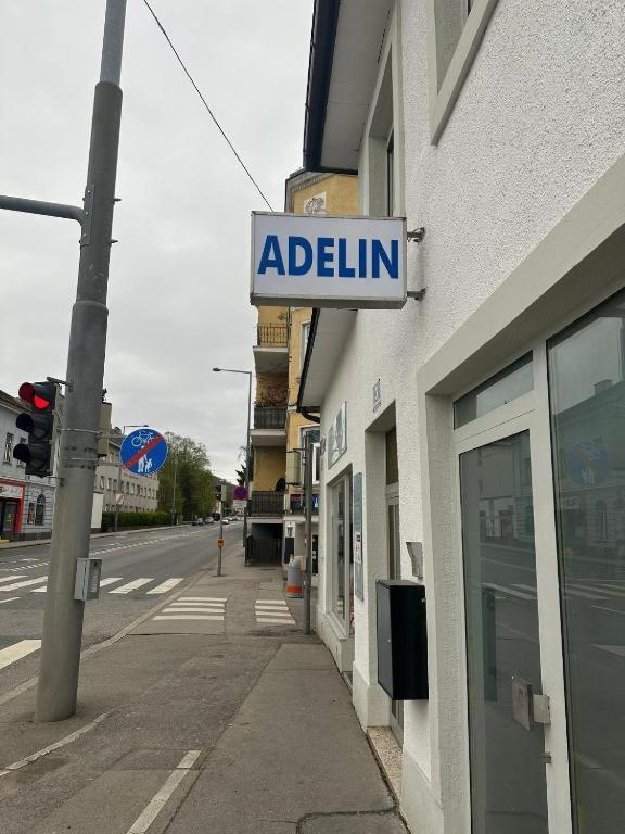 Adelin Vienna Hostel ภายนอก รูปภาพ